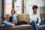 11 signs he's not serious about you, sign he is not serious about you, 6 obvious signs that your partner isn t interested in marriage, First date