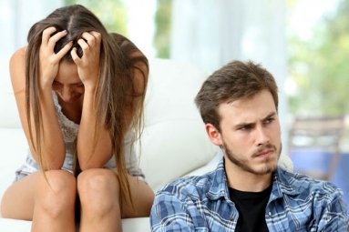 6 Unhealthy Signs Of Jealousy In A Relationship 6 Unhealthy Signs Of Jealousy In A Relationship
