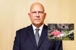 Campbell Wilson plagiarism, Campbell Wilson plagiarism, air india ceo faces online backlash over tragedy message, Commercial