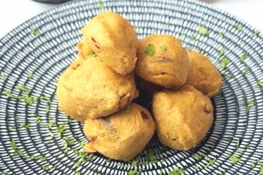 Aloo Pyaaz Pakode: Recipe and Preparation Aloo Pyaaz Pakode: Recipe and Preparation