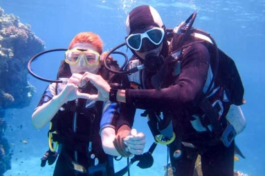 Essential Tips Every First-Time Scuba Diver should Follow Essential Tips Every First-Time Scuba Diver should Follow