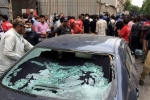 gunmen, Pakistan, four gunmen attacked pakistani stock exchange in karachi, Gunmen