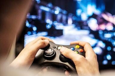 Play video games, tennis to enhance memory!