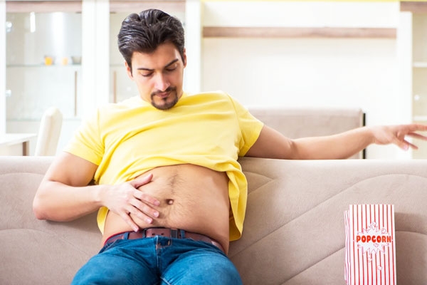 How Breakfast can help you reduce Bloating?