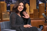 priyanka chopra and nick jonas wedding, nick jonas instagram, priyanka chopra reveals who clicked her cozy picture with nick jonas, Superbowl