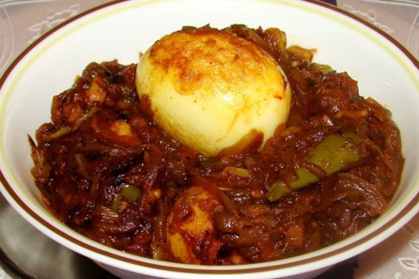 How to make Kerala egg roast?