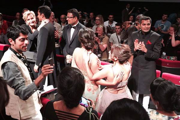 Masaan get 5 minute Applause at Cannes2015},{Masaan get 5 minute Applause at Cannes2015